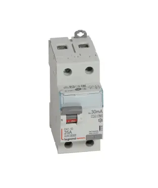 C INTERRUPTEUR DIFFERENTIEL DX³-