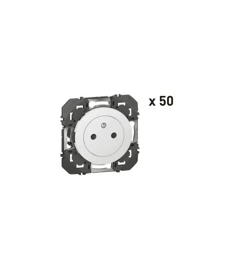 LOT DE 50 PRISES DE COURANT 2P+T