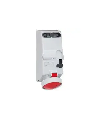 C - PRISE VERROUILLEE P17 IP66 6