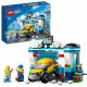 LEGO City 60362 La Station de Lavage, Jouet pour Enfants Des 6 Ans, avec Voiture et Minifigurines