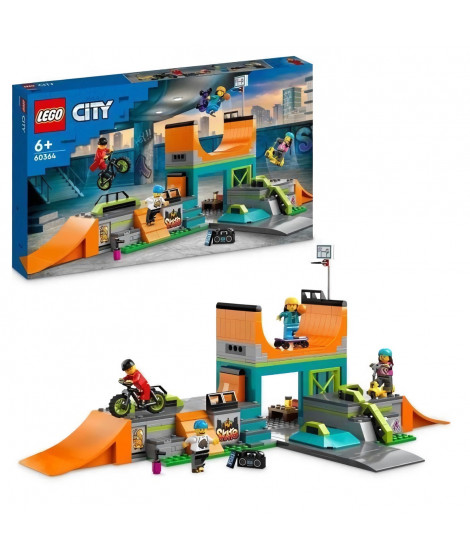 LEGO City 60364 Le Skatepark Urbain, Jouet de Cascade avec Vélo BMX, Skateboard et Rollers