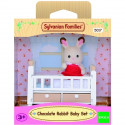 Figurines miniatures - SYLVANIAN FAMILIES - 5017 - Le bébé Lapin Chocolat et lit