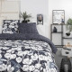 Parure de lit Mawira - 2 personnes - 240 x 220 cm - 100% coton - Bleu marine Motif Floral - TODAY