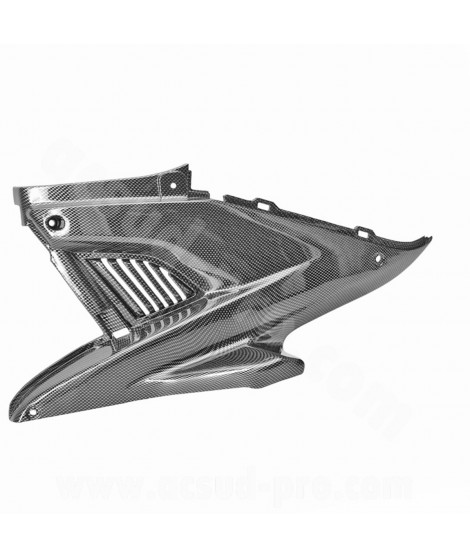 CAPOT MOTEUR GAUCHE ADAPT. MBK NITRO / YAMAHA AEROX IMITATION CARBONE