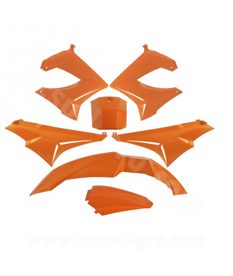 KIT CARROSSERIE ADAPT. DERBI SENDA DRD / XTREM 2000-2011  ORANGE (7 PIECES)