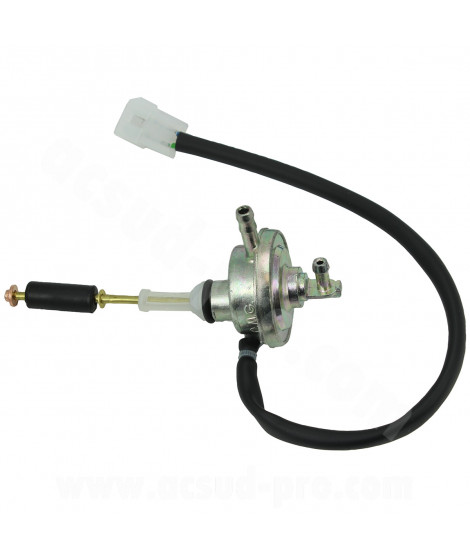 ROBINET ESSENCE SCOOTER ADAPT. PEUGEOT TREKKER / VIVACITY / SPEEDFIGHT 50CC Ø15