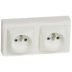 Prise de courant 2x2P+T bornes automatiques Appareillage saillie complet - blanc