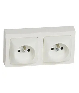 Prise de courant 2x2P+T bornes automatiques Appareillage saillie complet - blanc