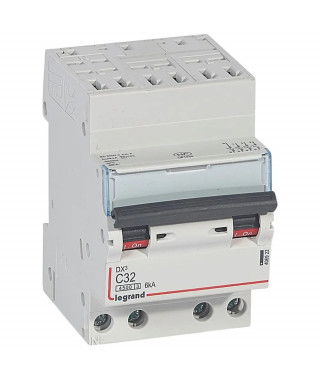 Disjoncteur DX³4500 6kA bornes auto/vis 4P 400V~ 32A courbe C - 3 modules