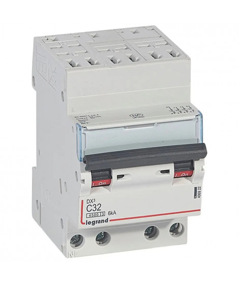 Disjoncteur DX³4500 6kA bornes auto/vis 4P 400V~ 32A courbe C - 3 modules
