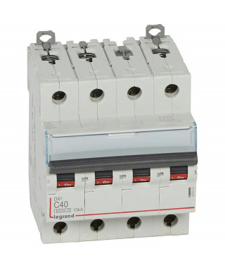 Disjoncteur DX³ 6000 -vis/vis- 4P- 400V~-40A-courbeC-peigne HX³ trad 4P - 4M