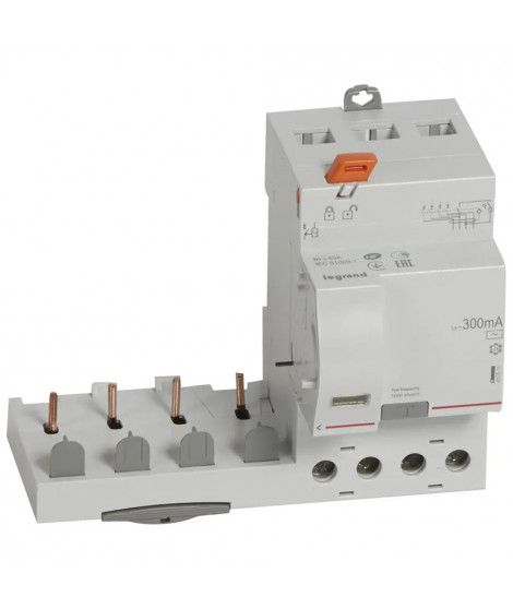 Bloc diff adaptable vis DX³ pour disj. 1 module/pôle - 4P 400V~ 40A typeAC 300mA