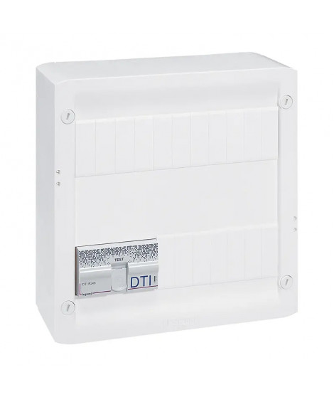 Coffret Multimédia Basique avec brassage - équipé et précâblé 8 prises RJ45