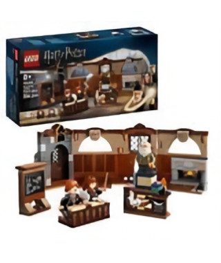 LEGO Harry Potter 76442 Le château de Poudlard : le cours de sortileges - Jouet collector